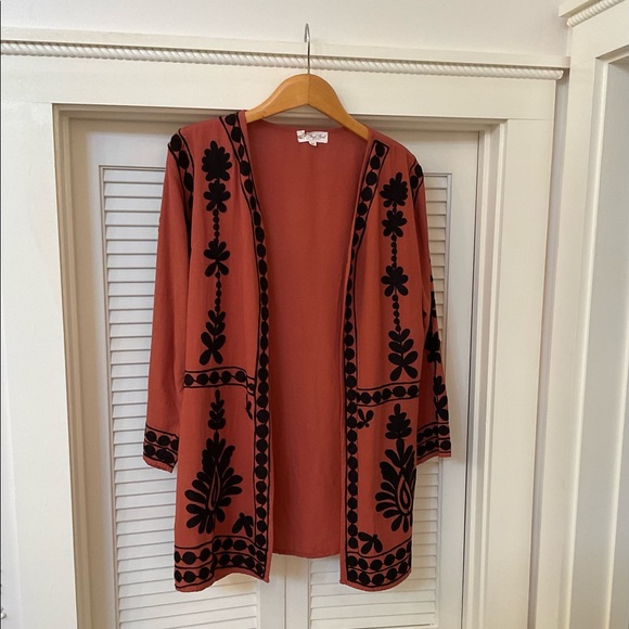 Angel Heart Boutique Rust Open Front Jacket with Black Embroidery, Size M - Picture 3 of 9